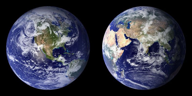 美国宇航局2001年，2002年公布的MODIS卫星所拍摄地球照片合成图像也被称做“蓝色弹珠”