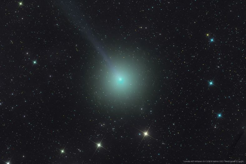 12月2日，澳大利亚爱好者拍摄的46P彗星，显现出漂亮的彗尾