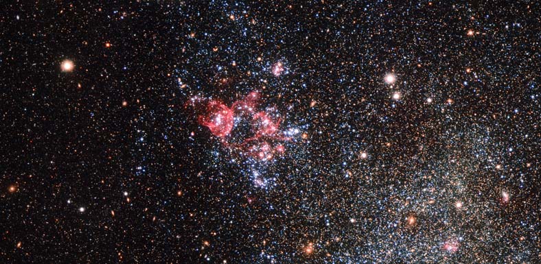 IC 1613：银河系有个异常干净的近邻