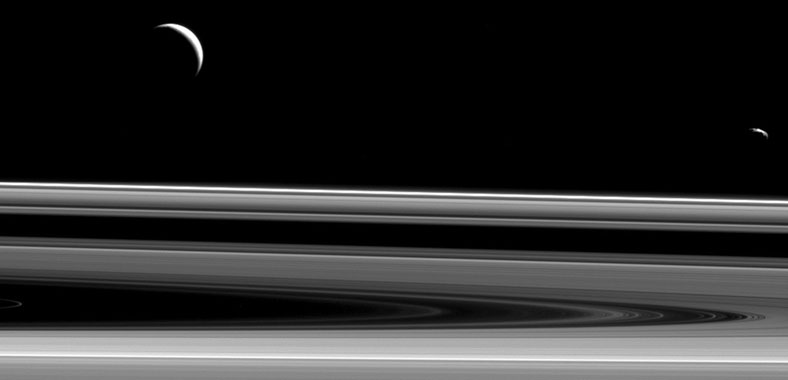 天文图吧：静谧的土星环