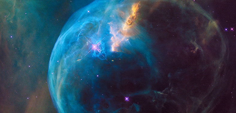 哈勃升空26周年：NASA公布气泡星云最新照片