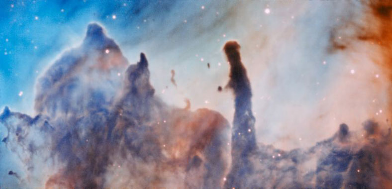 7500光年外的毁灭之柱：孕育恒星蚕食星云