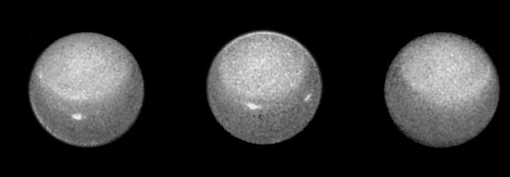 天王星的自转情况（哈勃太空望远镜摄）