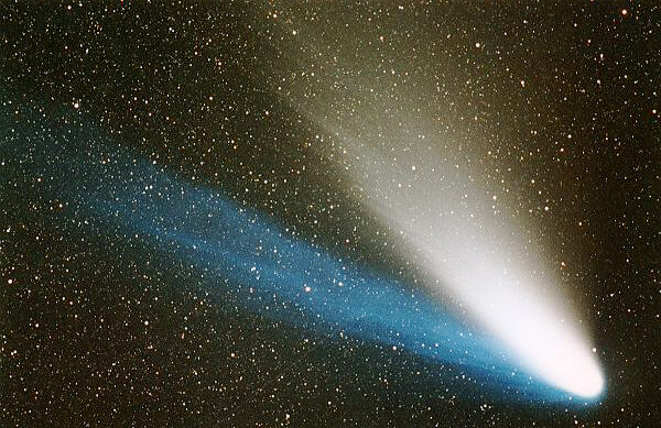 海尔－波普彗星的风采