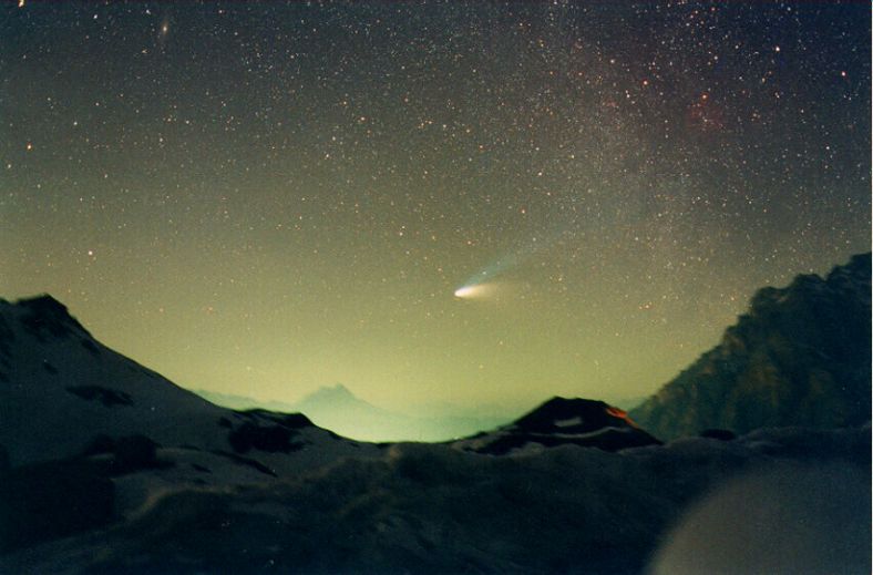 海尔－波谱彗星