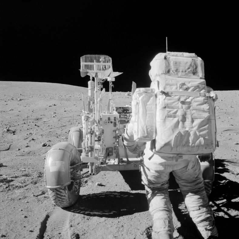 阿波罗16号登陆月球45周年