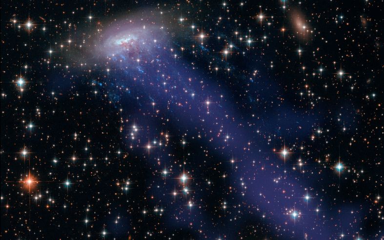 2.2亿光年远的螺旋星系